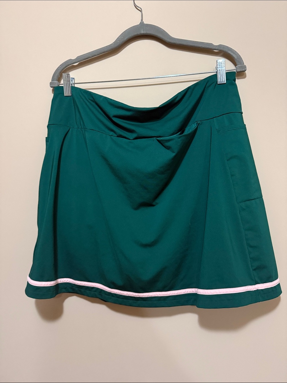 Walter Hagen Teal Circle Skirt with Pink Hem Trim - Picture 5 of 6